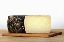 Load image into Gallery viewer, Aged Pecorino Sardo Riserva