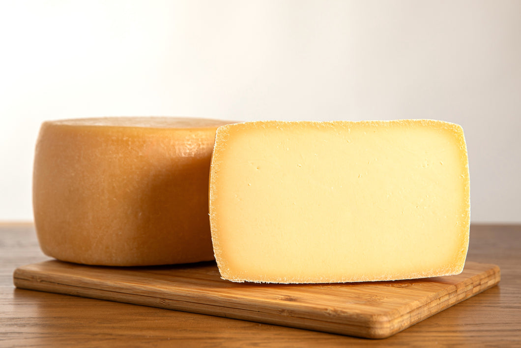 Orosai - cow and sheep cheese