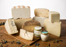 Load image into Gallery viewer, Create your own  cheese gift box