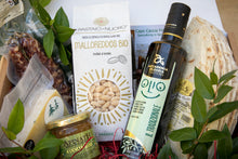 Load image into Gallery viewer, Sardinian Cheese and Salami Gift Hamper