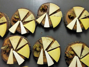Large Cheese Selection Box with Pane Carasau