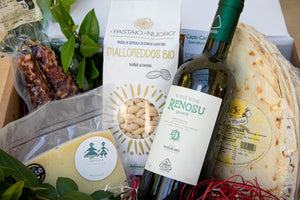 Sardinian Specialities & Wine Gift Hamper